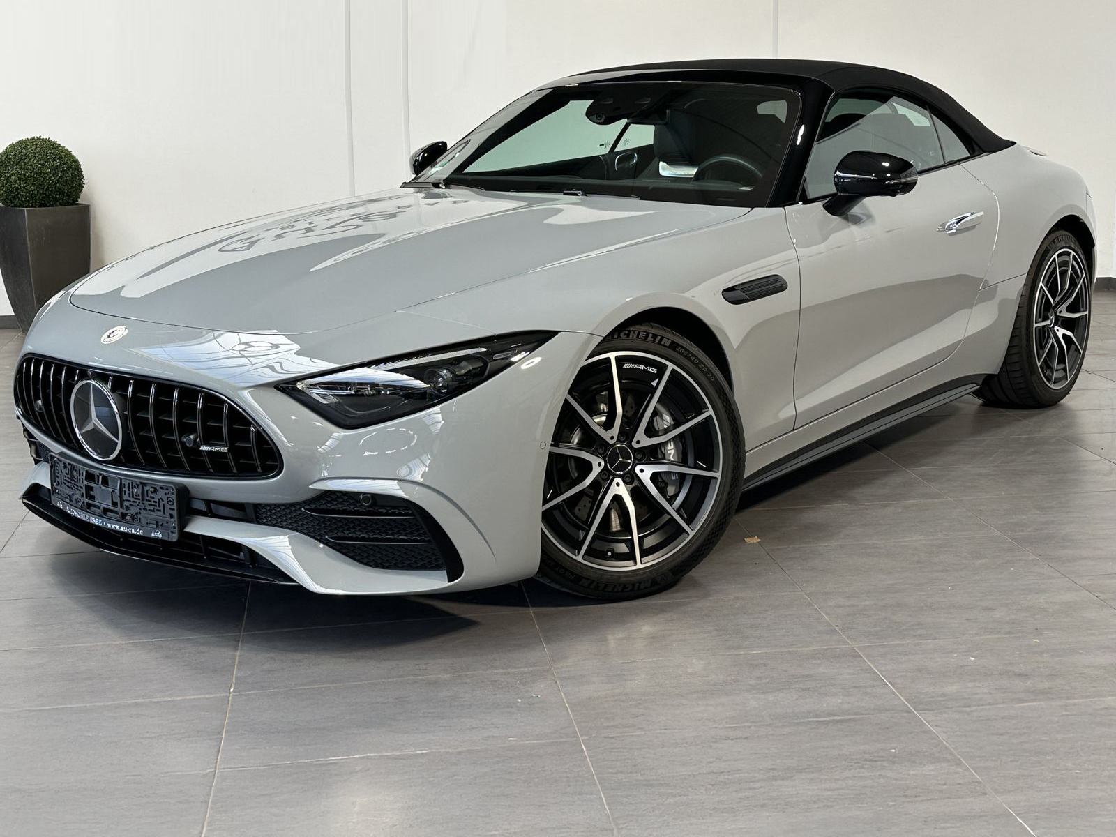 Mercedes-Benz SL 43 AMG / 280kW 