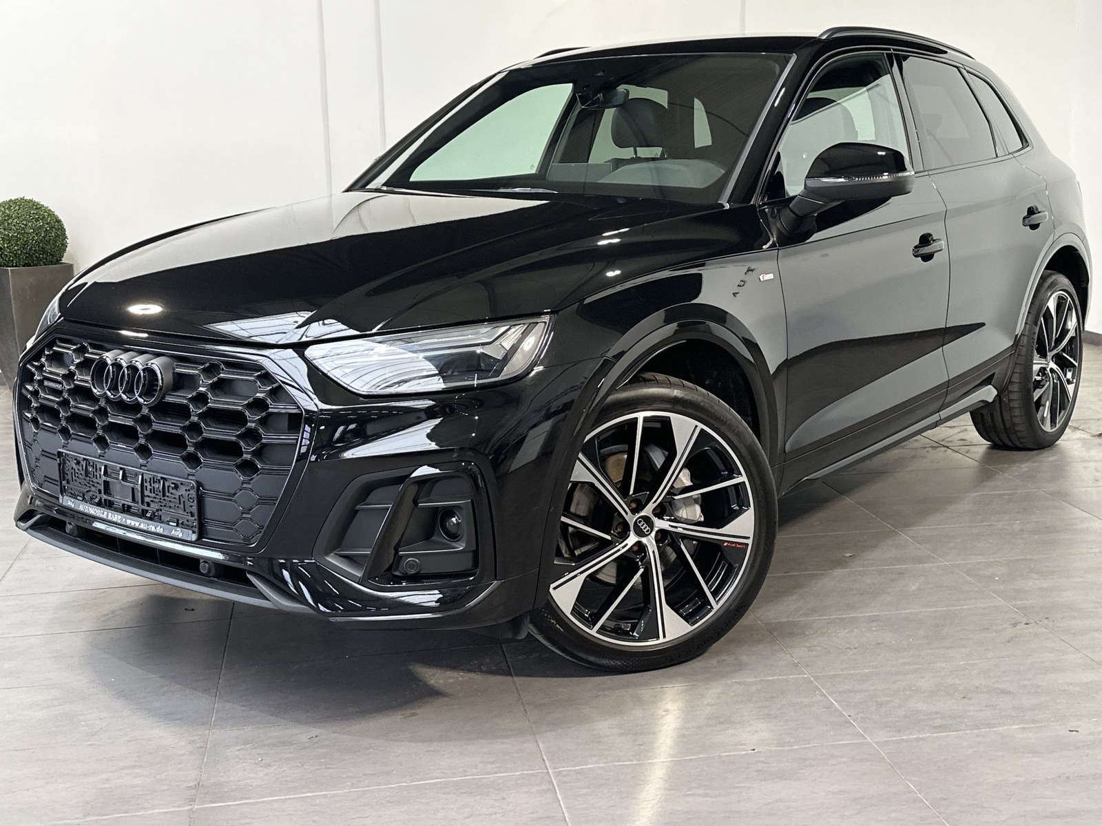 Audi Q5 40 TDI Qu S-Line / 150Kw