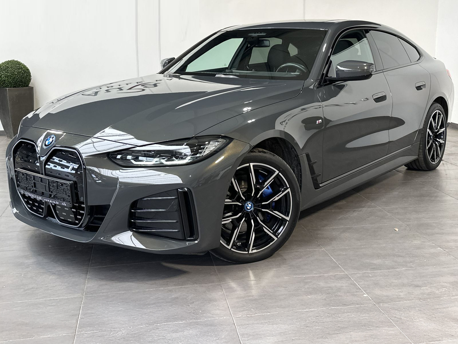 BMW i4 40 eDrive M-Sport / 250kW  