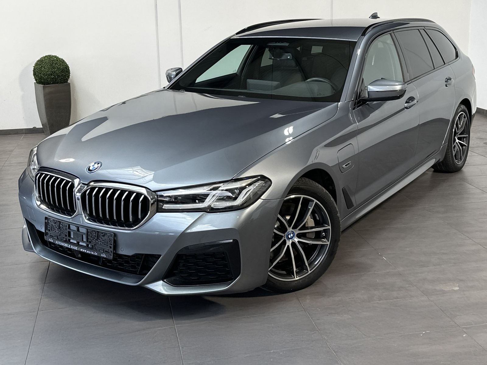 BMW 530 Touring xDrive M-Sport / 215kW